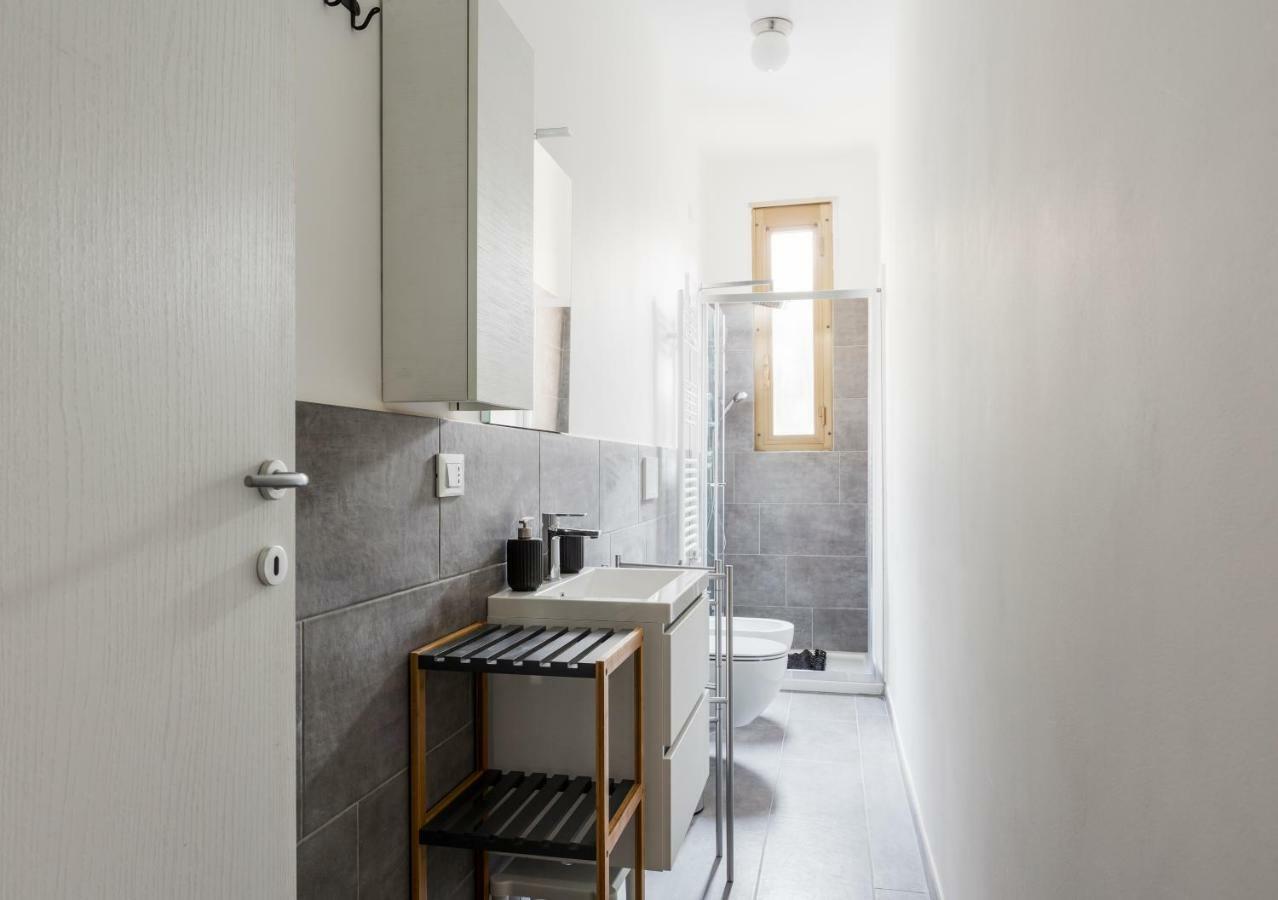 Comfortable Family Group Apartment Via Paruta Milano Esterno foto